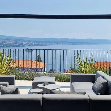 Qvarnero No18- Luxury With Swimming Pool, Private Sauna And Jacuzzi 아파트